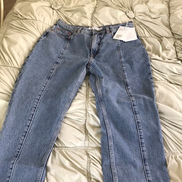 & other stories - Picture 3 of 5